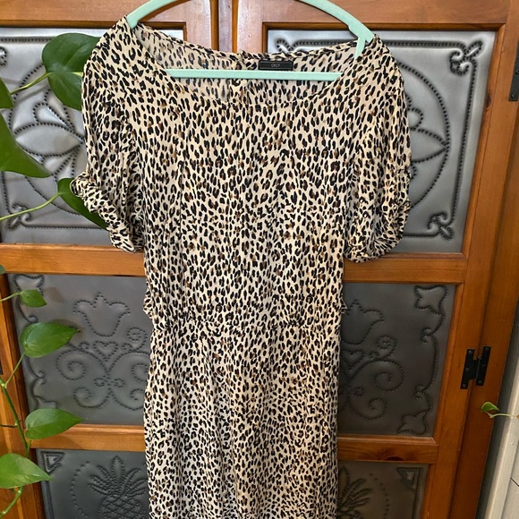 2/$10- O’Neill- Scoop Neck High Low NEEDS REPAIR - Picture 12 of 13